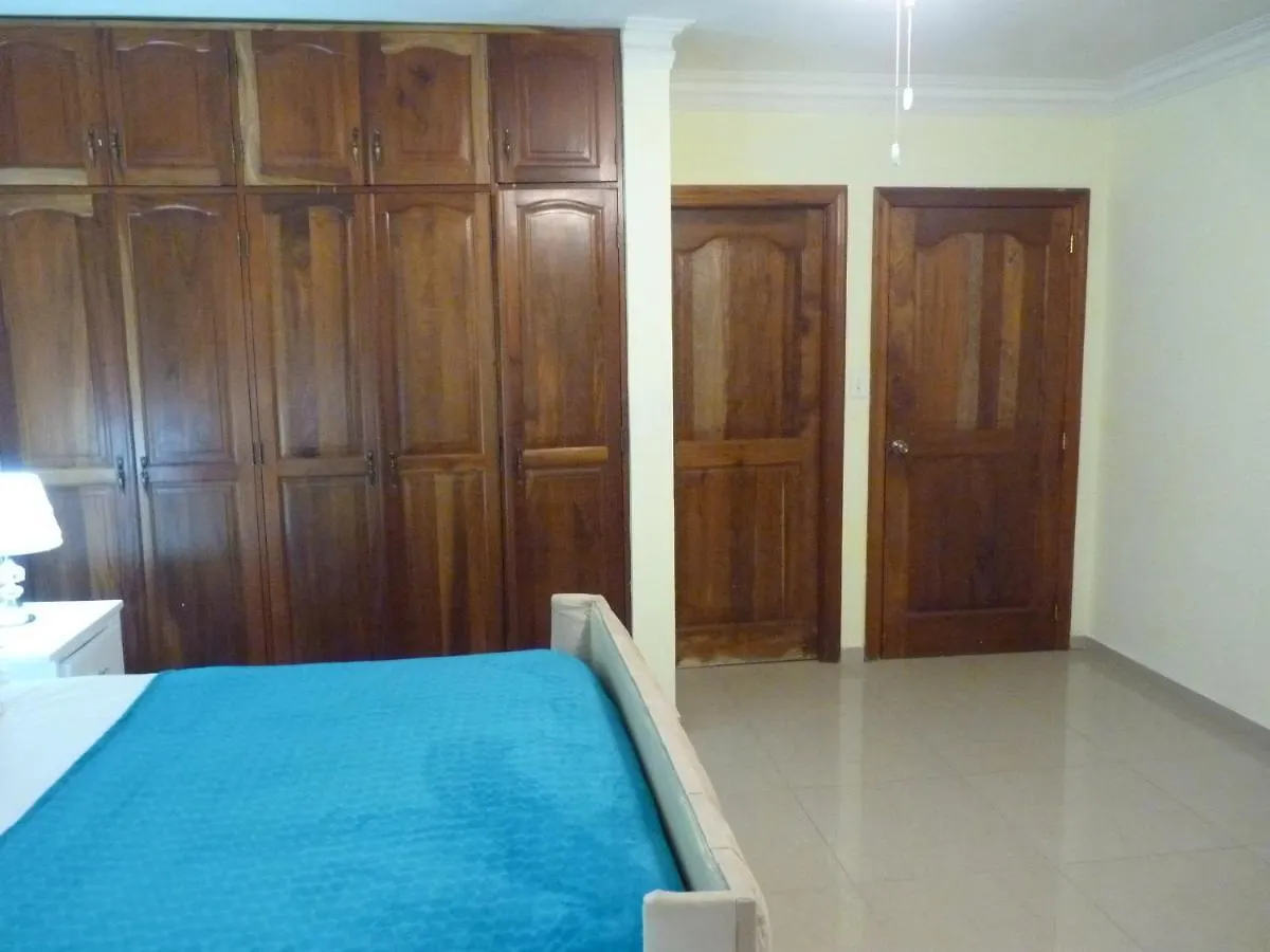 Apartamento Luminoso, Espacioso Y Funcional, Como En Casa Santo Domingo Este Apartment